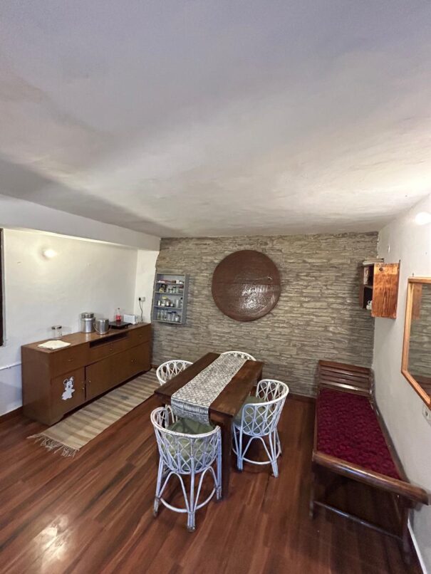kITCHEN AT ARTISTS STUDIO (1)